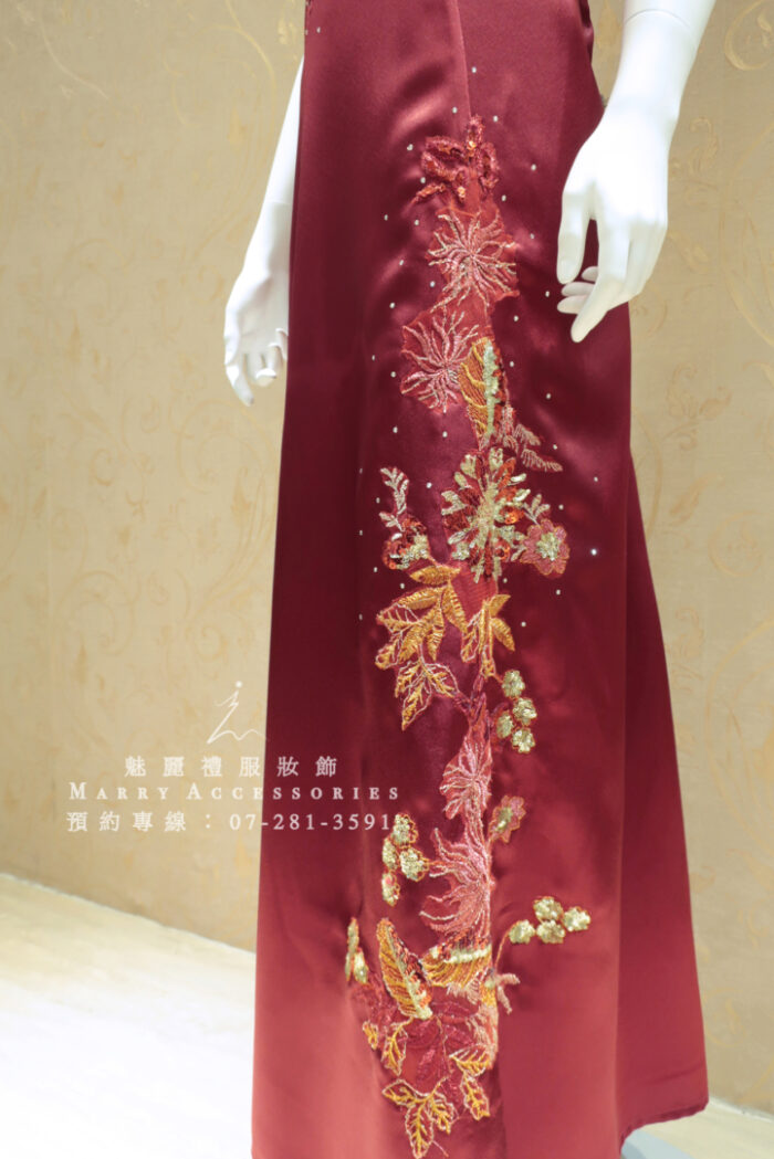 紅色改良旗袍高雅金刺繡晚宴媽媽禮服
