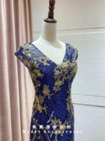 藏藍金蔥亮片花V領媽媽禮服