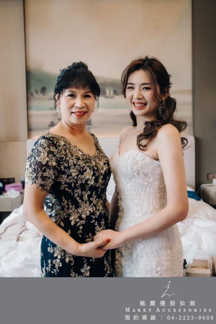 黑金禮服·突顯時尚美感