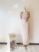 粉膚色緞料包肩袖晚宴媽媽禮服