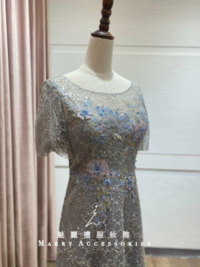鉛灰繡花細珠蕾絲媽媽禮服 鉛灰繡花細珠蕾絲媽媽禮服