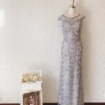 銀灰色管珠蕾絲晚宴媽媽禮服