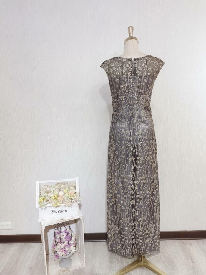 金線刺繡修身晚宴媽媽禮服 金線刺繡修身晚宴媽媽禮服
