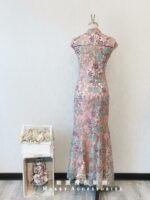 粉色旗袍刺繡晚宴媽媽禮服