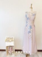 粉藍色相間刺繡晚宴媽媽禮服
