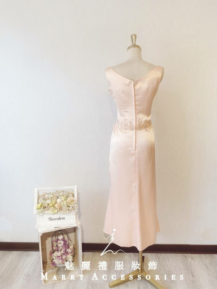 粉膚色緞料氣質晚宴媽媽禮服