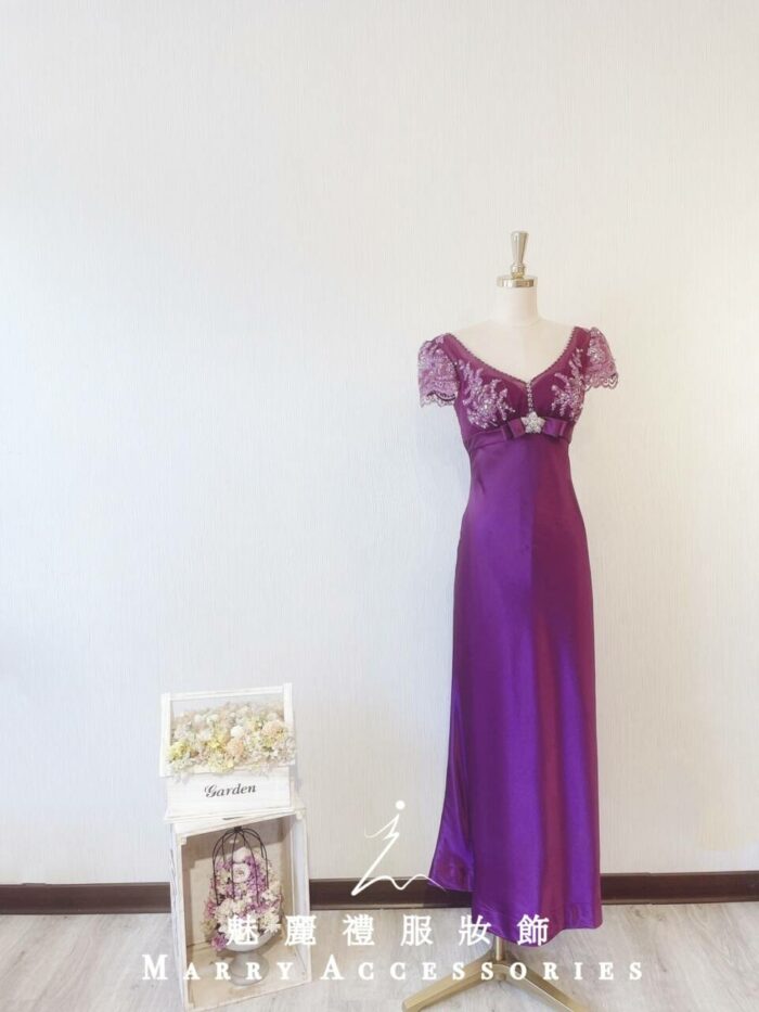 紫色小包袖緞料晚宴媽媽禮服