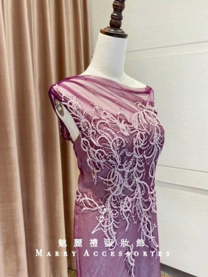 斜肩粉紗花藤款媽媽禮服