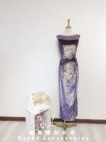 深紫色金屬色絨料設計晚宴媽媽禮服