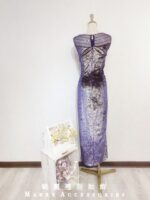 深紫色金屬色絨料設計晚宴媽媽禮服