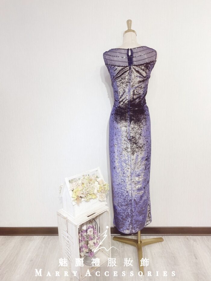 深紫色金屬色絨料設計晚宴媽媽禮服