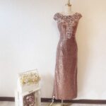 金色亮片胸口刺繡蕾絲修身晚宴媽媽禮服