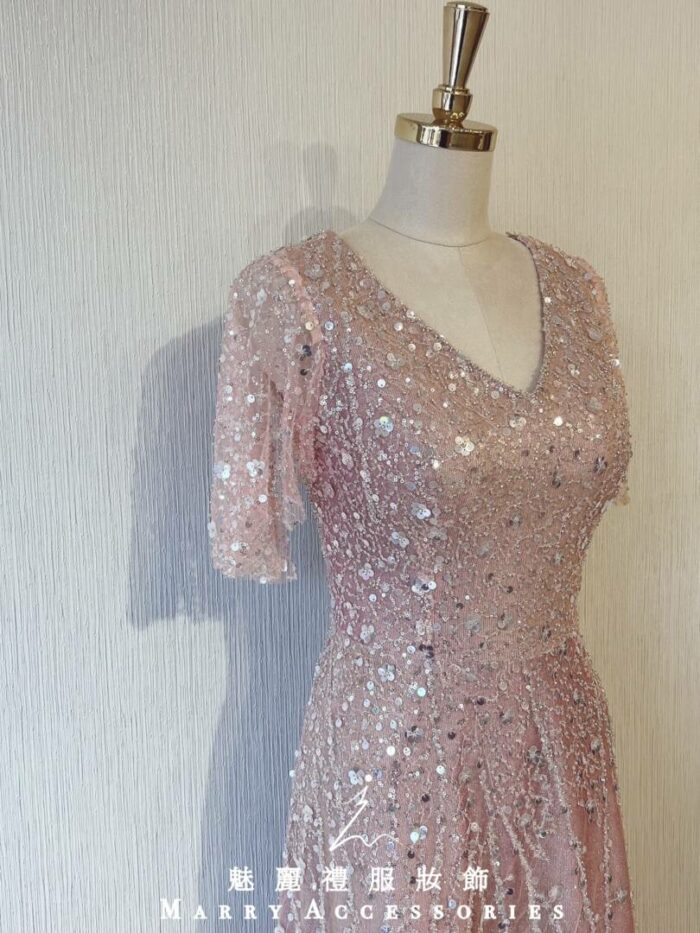 粉櫻色水晶系水袖晚宴媽媽禮服
