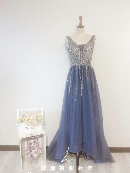 灰藍色水晶系美背晚宴媽媽禮服