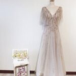 香檳金雙肩V領水晶系晚宴媽媽禮服