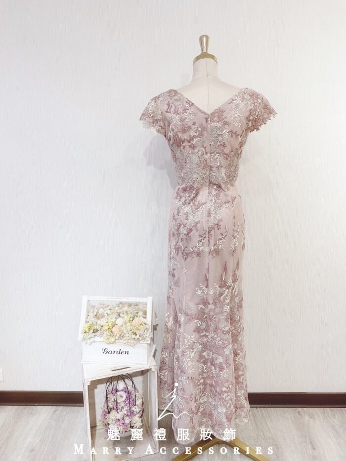 藕粉色刺繡蕾絲氣質晚宴媽媽禮服