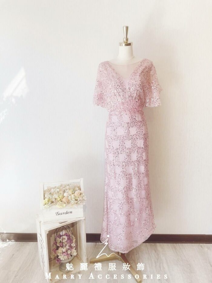 粉金色日系刺繡亮片晚宴媽媽禮服 粉金色日系刺繡亮片晚宴媽媽禮服