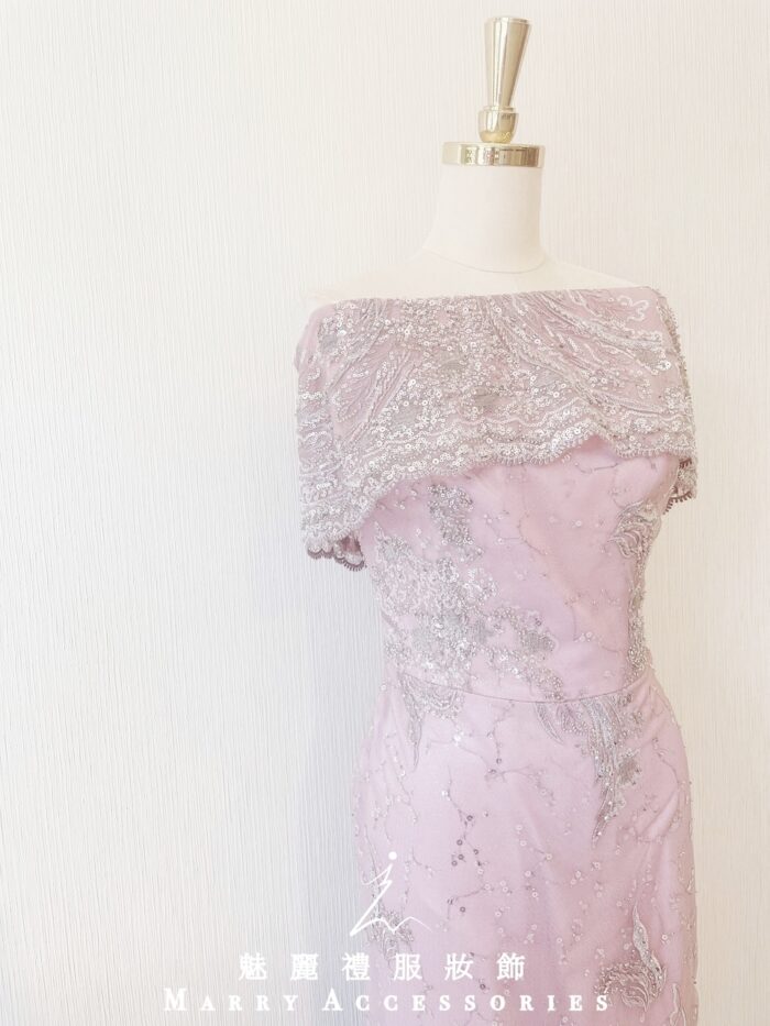 粉金色一字領刺繡晚宴媽媽禮服