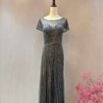鐵灰滿鑽開衩媽媽禮服