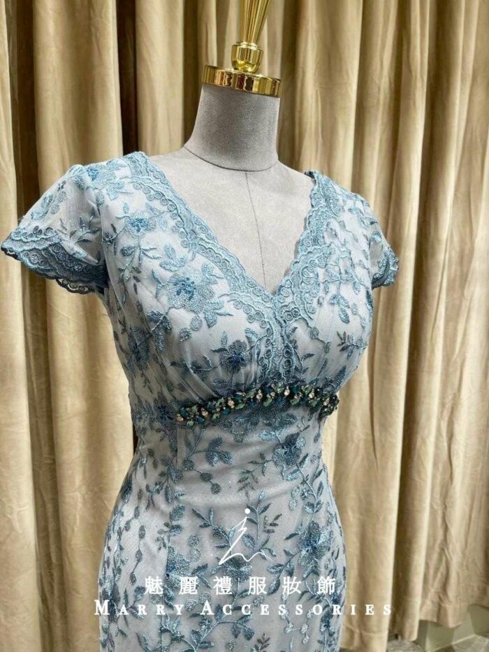 藍色緹花蕾絲古風媽媽禮服
