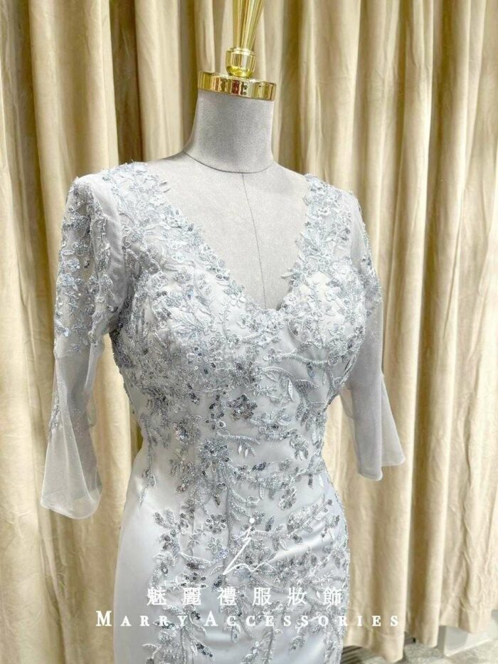 藍色蕾絲V領半袖魚尾媽媽禮服