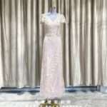 粉色V領繡花流線媽媽禮服