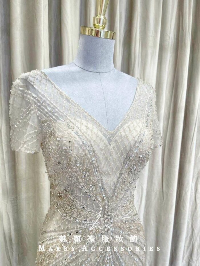 香檳金華麗滿鑽網紗V領媽媽禮服