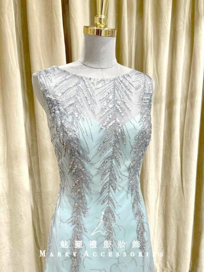 綠色襯布羽毛狀蕾絲媽媽禮服