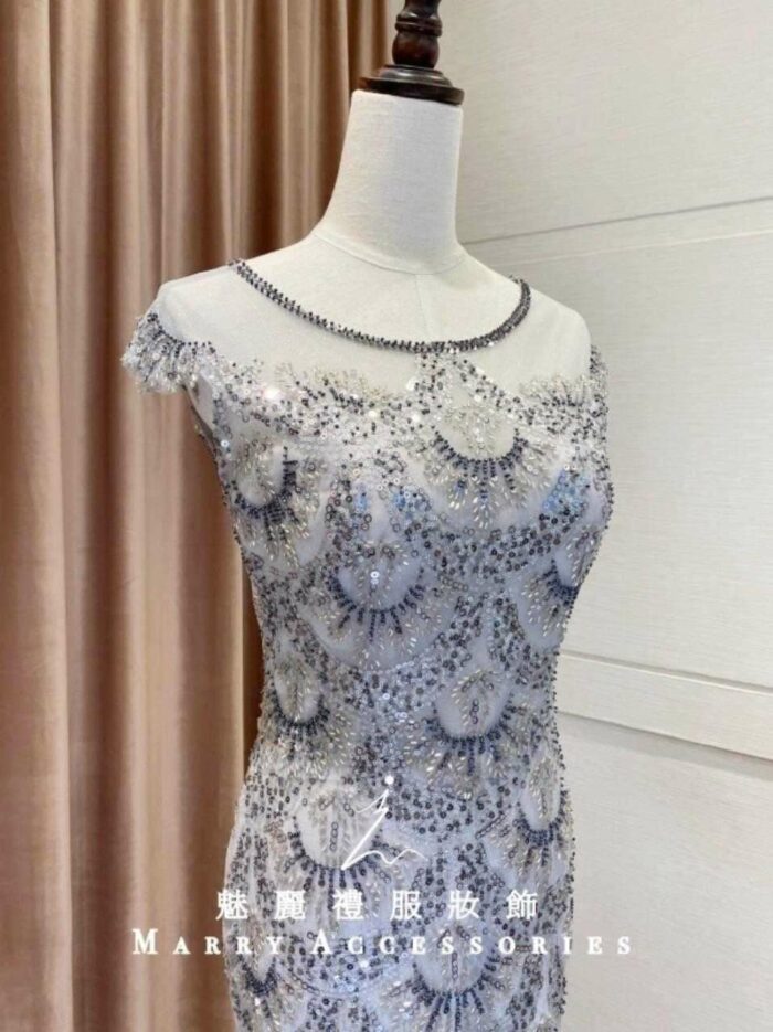 銀色睫毛彎彎魚尾媽媽禮服