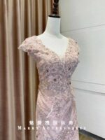 粉色魚尾珠工刺繡媽媽禮服