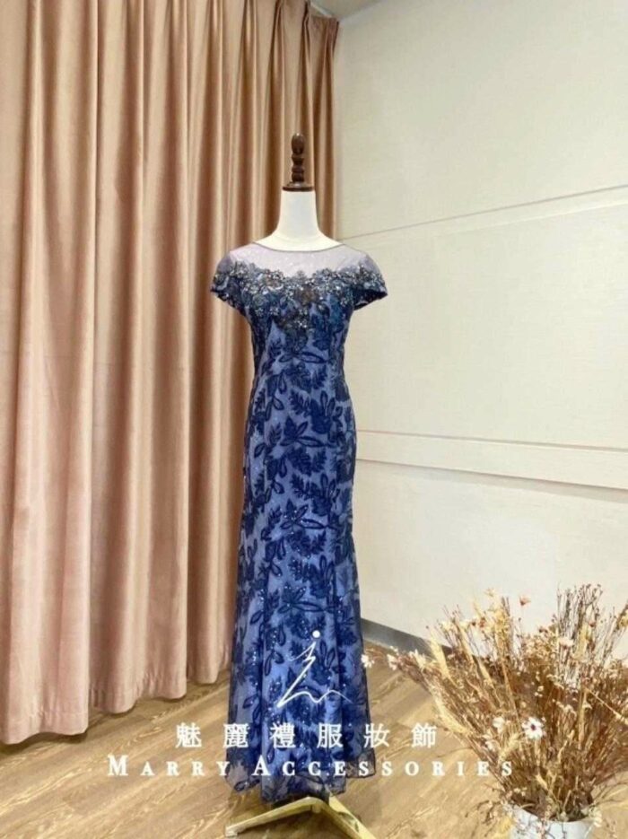 藍色珠工刺繡亮片魚尾台中媽媽禮服 藍色珠工刺繡亮片魚尾台中媽媽禮服