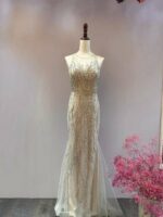 灰米色削肩A字裙媽媽禮服