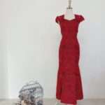 酒紅古典繡花小包袖媽媽禮服