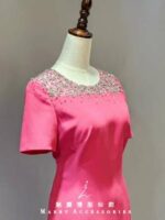 桃紅色領口鑲鑽包袖媽媽禮服