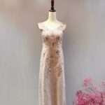 粉色V領袖花縫珠背心短媽媽禮服