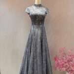 藍灰色高領綁繩刺繡媽媽禮服