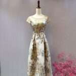 秋香亮面金花刺繡媽媽禮服