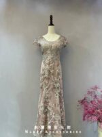 粉藕蕾絲拼花魚尾媽媽禮服