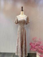 藕紫亮片刺繡花媽媽禮服