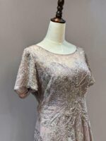 藕紫亮片刺繡花媽媽禮服