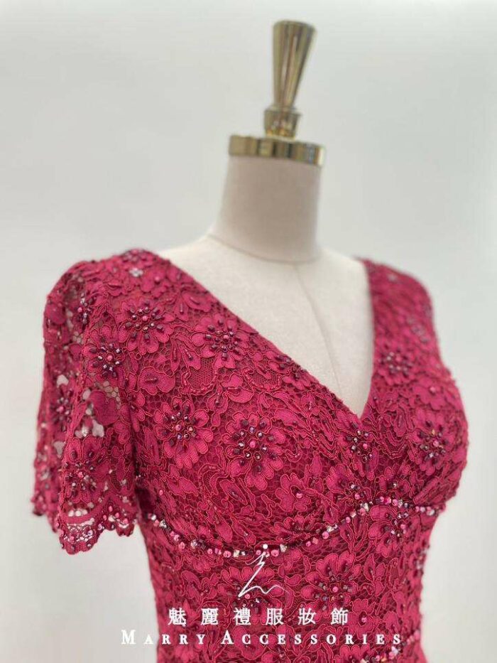 桃紅浮雕刺繡碎鑽收腰媽媽禮服