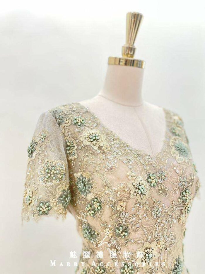 黃綠細珠織花襯粉紗裙媽媽禮服