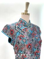 青藍印花胸前排釦旗袍媽媽禮服