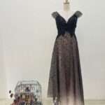 碳黑鑲鑽漸變蕾絲裙媽媽禮服