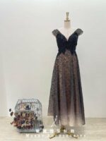 碳黑鑲鑽漸變蕾絲裙媽媽禮服