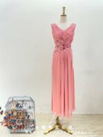 珊瑚粉珠鑽交織抓皺媽媽禮服