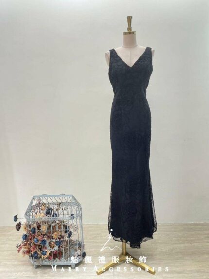 霧黑立體織花V領媽媽禮服