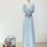 天空藍刺繡收腰V領飄袖媽媽禮服