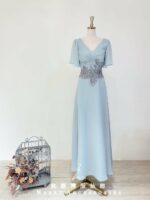 天空藍刺繡收腰V領飄袖媽媽禮服