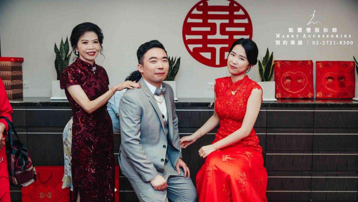 紅絲喜慶繁華銀禧夜 : 紅色嫁紗下的浪漫序章